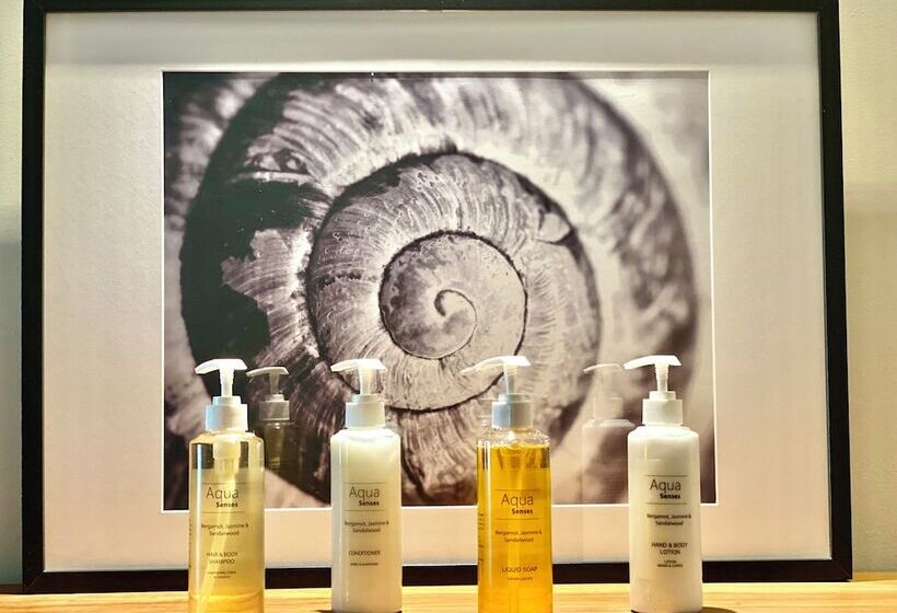 수피리어 룸 바다 전망, Crowne Plaza Limassol, An Ihg