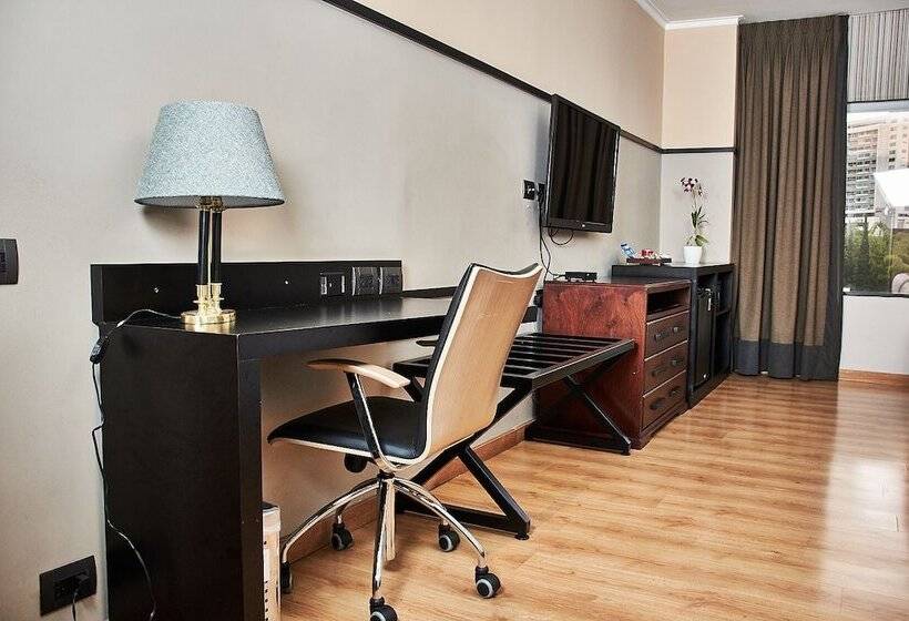 スーペリアールーム, Poblado Plaza