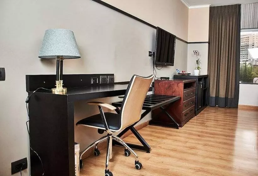 اتاق سوپریور, Poblado Plaza