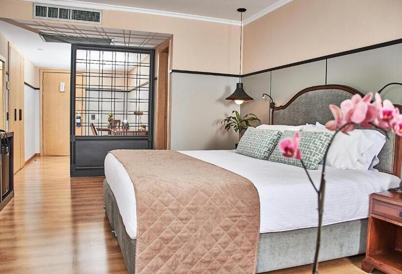 エクゼクティブルーム, Poblado Plaza