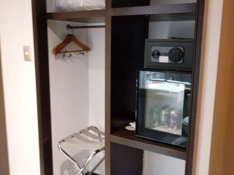 Семейный Номер, El Araucano