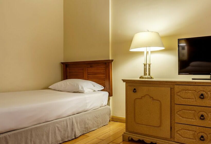 غرفة قياسية ثلاثية, Enjoy Pucon