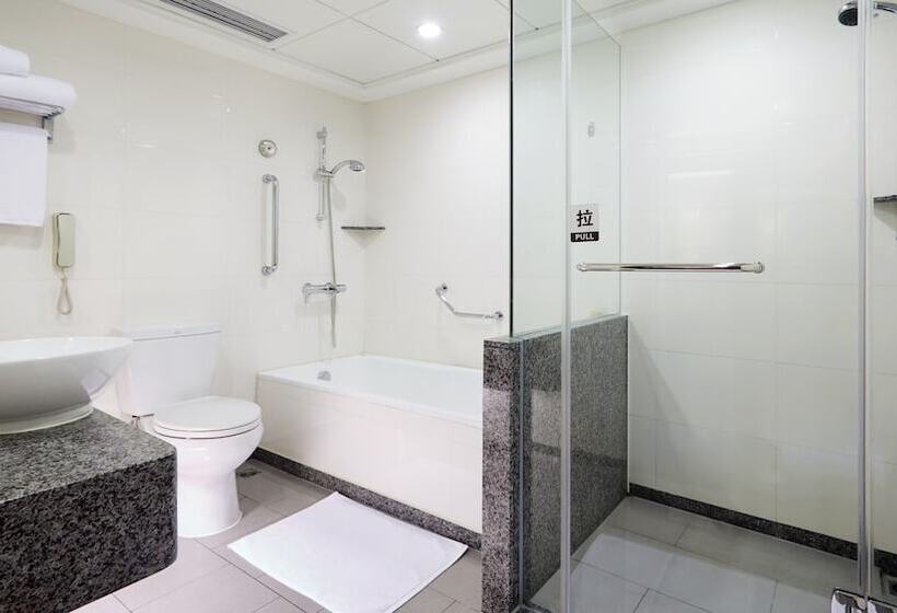 Camera Premium, Holiday Inn Wuhan Riverside, An Ihg