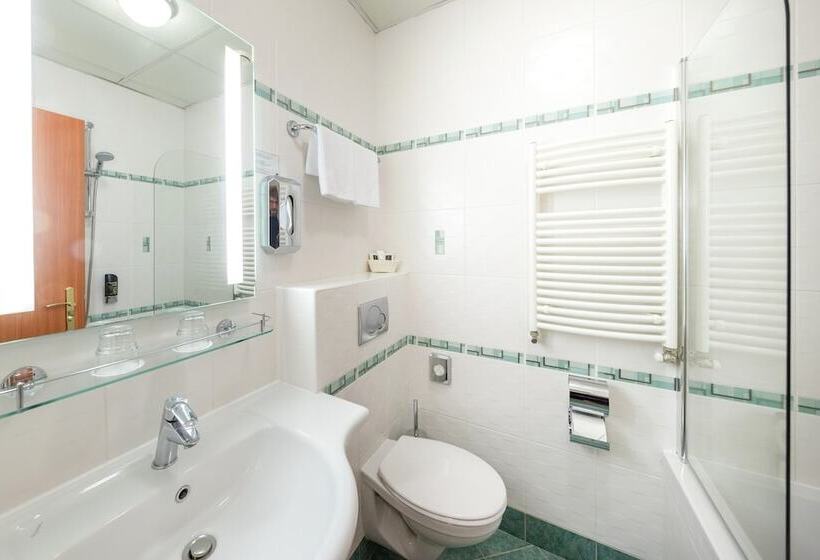 اتاق استاندارد یک نفره, Meteor Plaza Prague