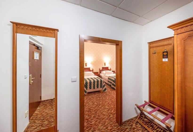 اتاق استاندارد سه نفره, Meteor Plaza Prague