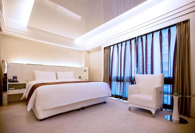 Quarto Superior, Nanjing Central