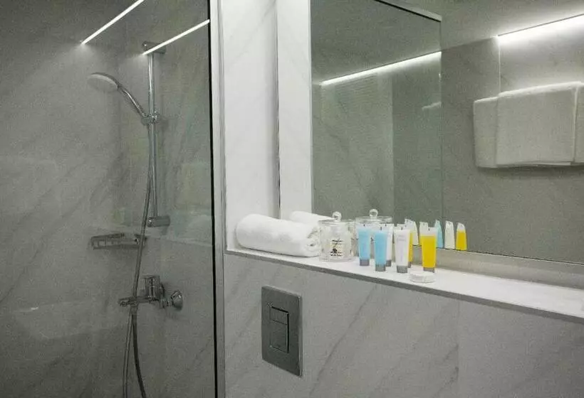 اتاق سوپریور یک تخته, Pefkos City