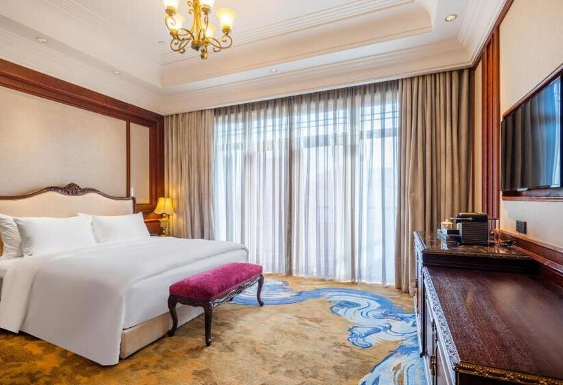 سوییت با چشمانداز باغ, Shanghai Donghu