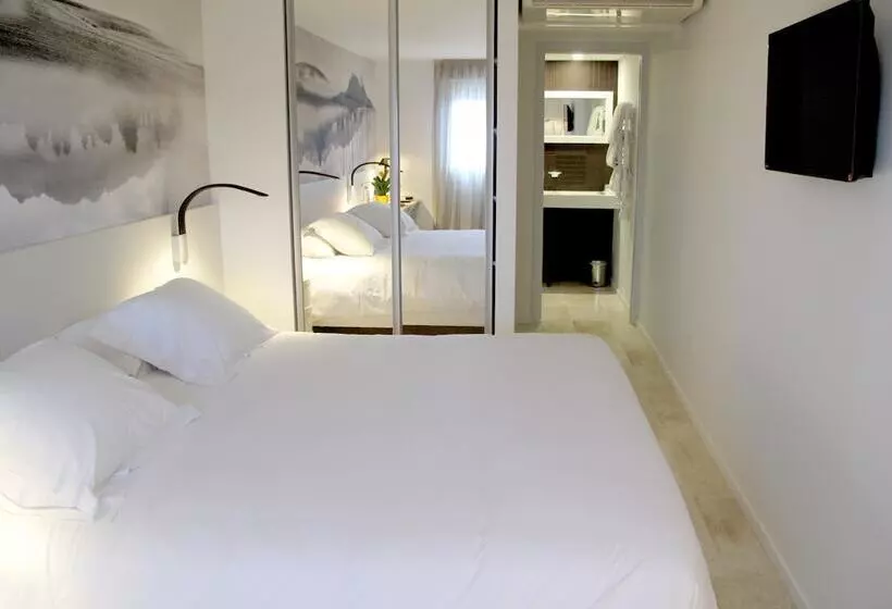 バルコニーつきオーシャンビュースーペリアルーム, Best Western Hotel Alcyon