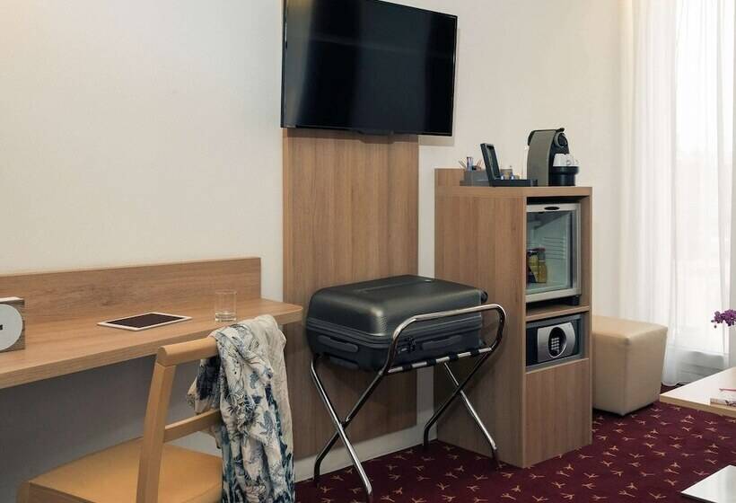 Семейный Номер Престиж, Mercure Abbeville Centre – Porte De La Baie De Somme