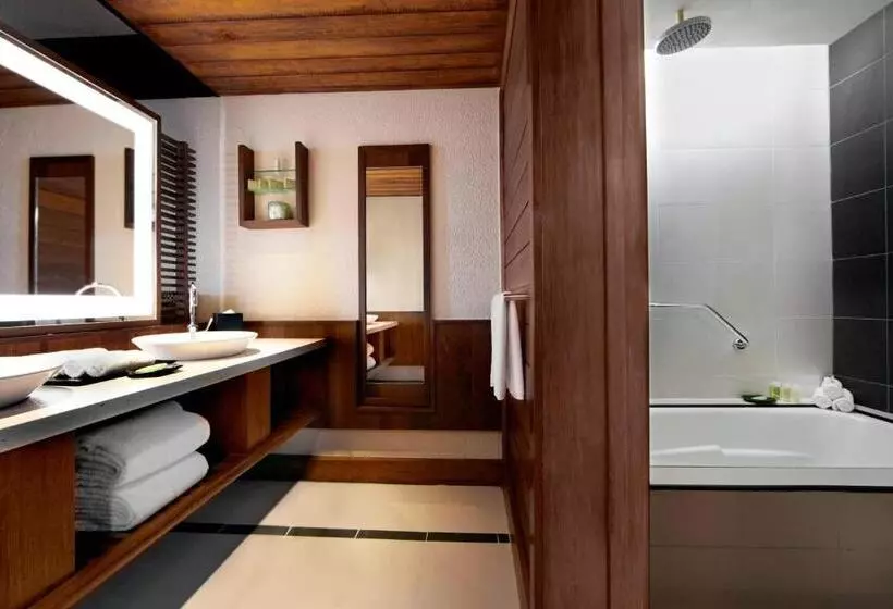 اتاق استاندارد با چشمانداز دریا, The Westin Fiji Golf Resort & Spa