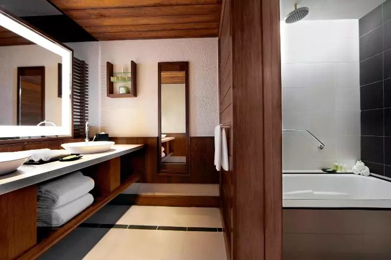 اتاق استاندارد با تخت بزرگ, The Westin Fiji Golf Resort & Spa
