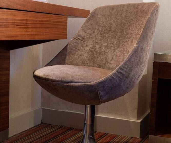 スタンダードルーム, Berne Opera