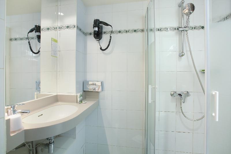 スタンダードルーム, Berne Opera