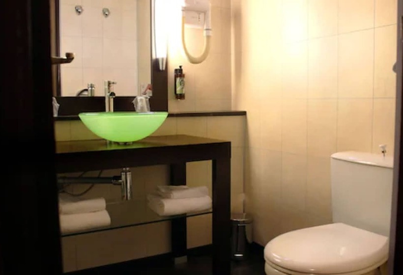 Номер Стандарт, Castel Vecchio