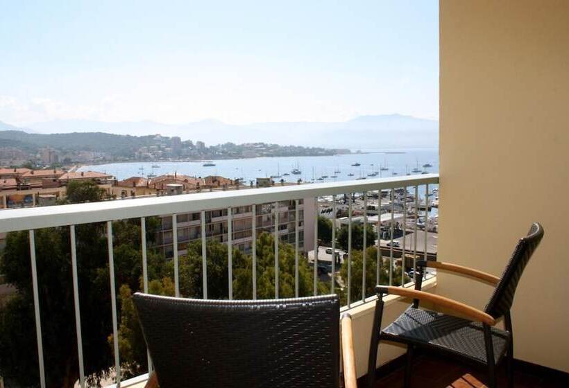 Номер Стандарт Трехместный, Castel Vecchio