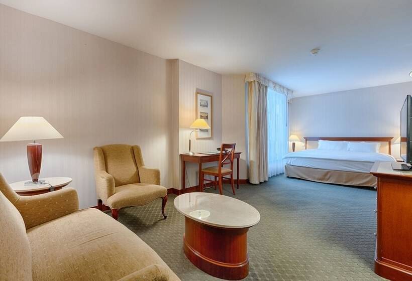 سوییت جونیور, Occidental Paris Levallois