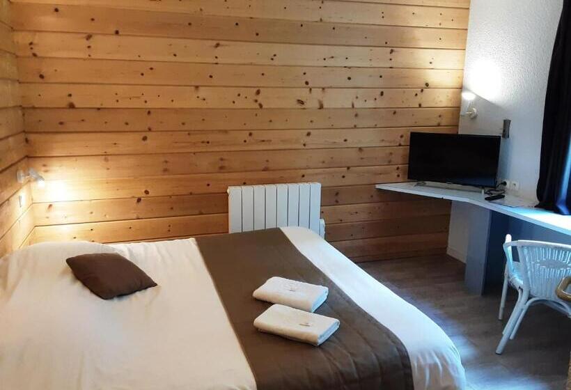 غرفة قياسية لذوى الاحتياجات الخاصة, Acacia Nancy Sud Luneville