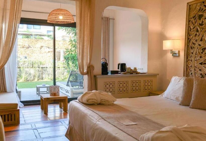 Superior Room with Terrace, Le Roi Theodore & Spa