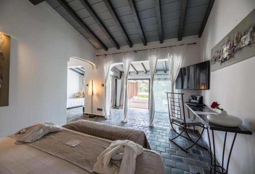 سوییت, Le Roi Theodore & Spa