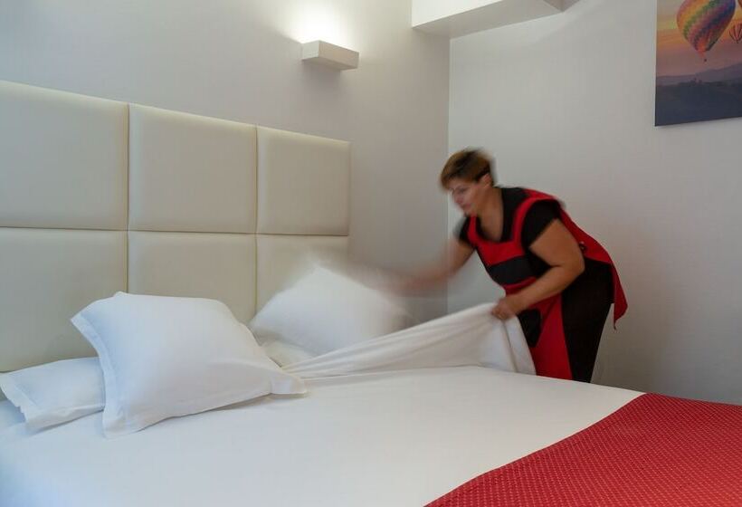 スタンダードルーム, The Originals City, Hôtel Lecourbe, Paris Tour Eiffel