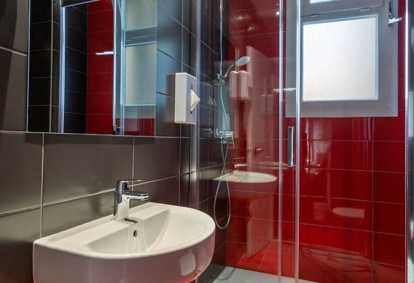 スタンダード４人部屋, The Originals City, Hôtel Lecourbe, Paris Tour Eiffel