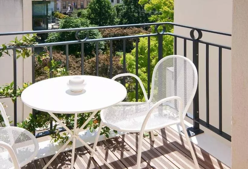 Camera Deluxe con Balcone, Perpetual Elysée Montaigne