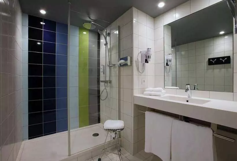 コンフォートルーム, Le Cinq Hyper Centre