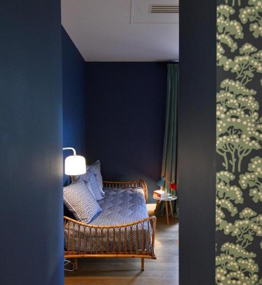 جناح, Le Saint Christophe