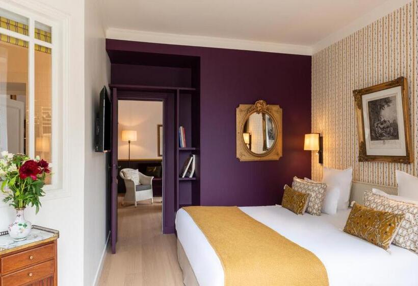 جناح مزود بتراس, Le Saint Christophe