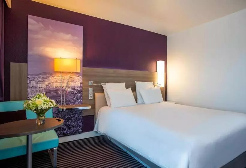 Classic-huone, Mercure Marseille Centre Vieux Port