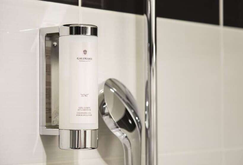 اتاق استاندارد, Quality Hotel Bordeaux Centre