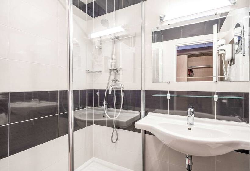 اتاق استاندارد, Quality Hotel Bordeaux Centre