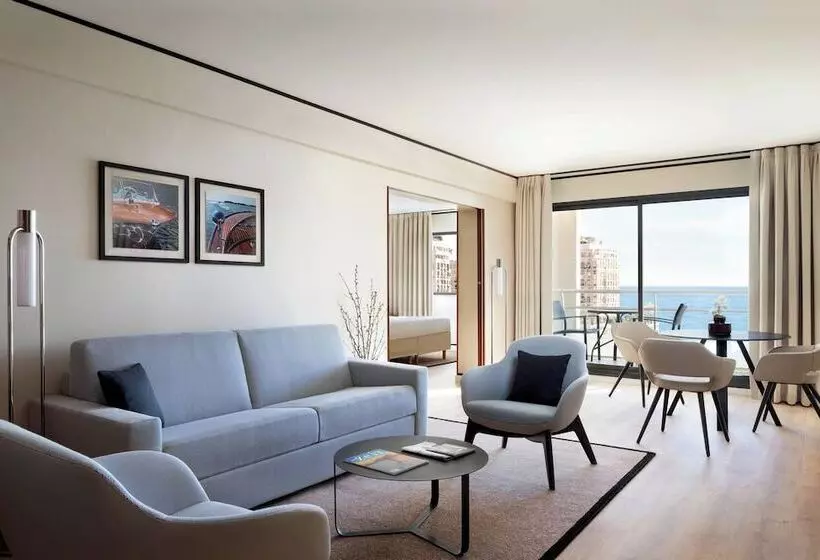 سوییت با چشم‌انداز دریا, Riviera Marriott Hotel La Porte De Monaco