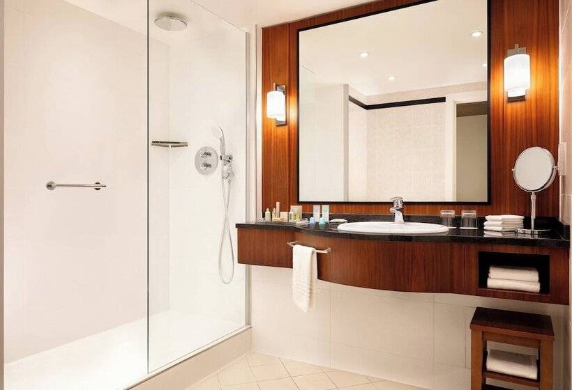 سوییت با چشمانداز دریا, Riviera Marriott Hotel La Porte De Monaco