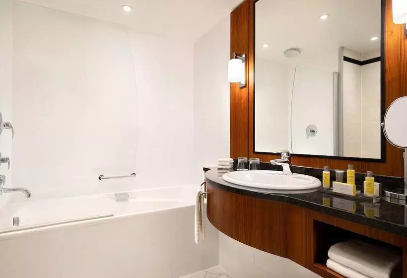 اتاق پرستیژ با چشم‌انداز دریا, Riviera Marriott Hotel La Porte De Monaco
