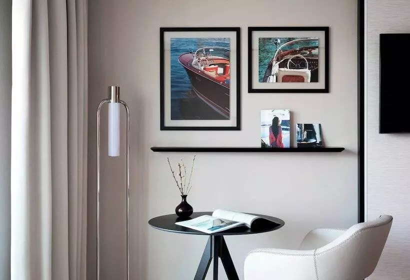 اتاق پرستیژ با چشم‌انداز دریا, Riviera Marriott Hotel La Porte De Monaco