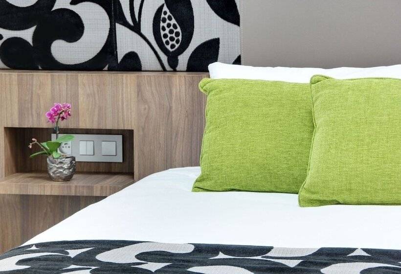 Superior Room, Alhambra