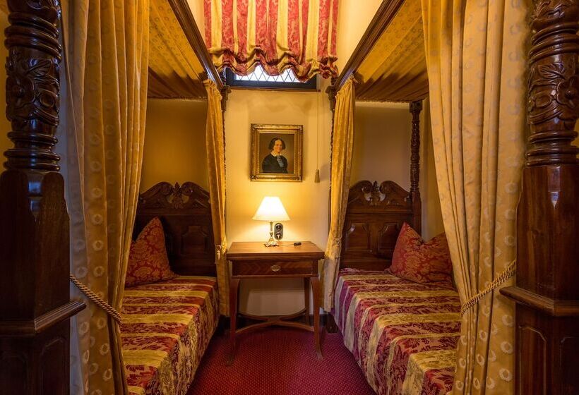 סוויטה, Burghotel Auf Schönburg