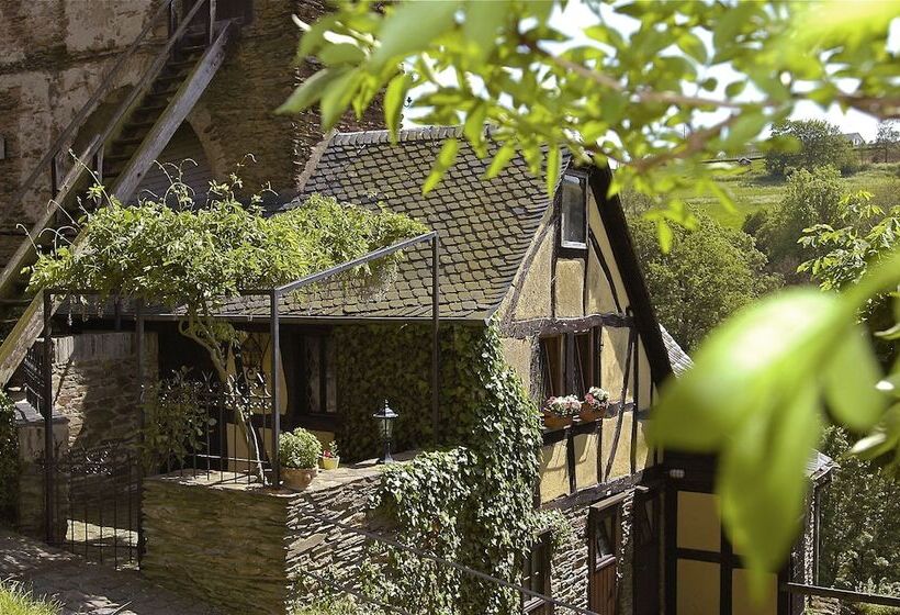 Номер Стандарт, Burghotel Auf Schönburg