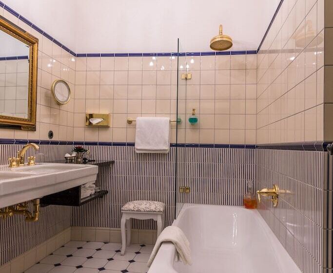 豪华房间, Burghotel Auf Schönburg