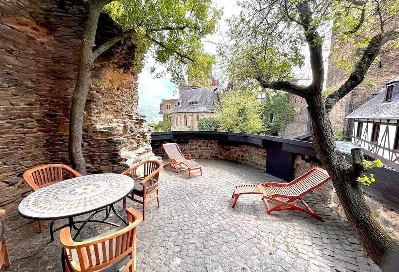 スイート, Burghotel Auf Schönburg