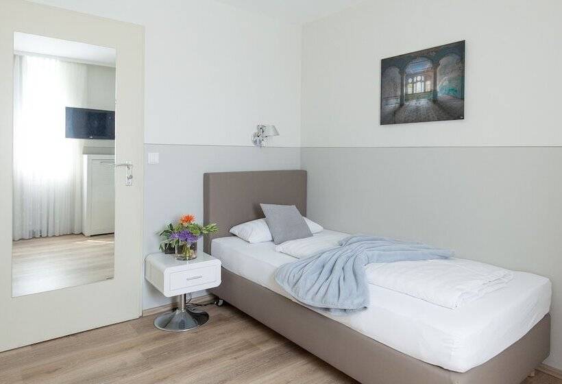 Номер Стандарт Индивидуальный, Franziskaner