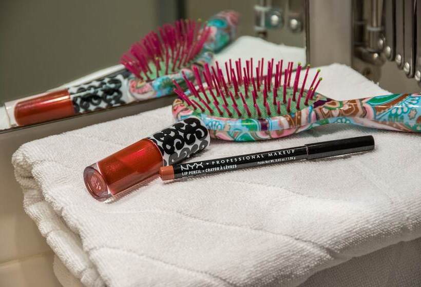 スタンダードトリプルルーム, Gertrudenhof