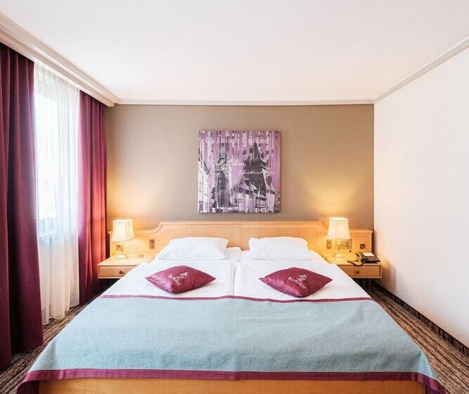 غرفة كومفورت, Pelikan