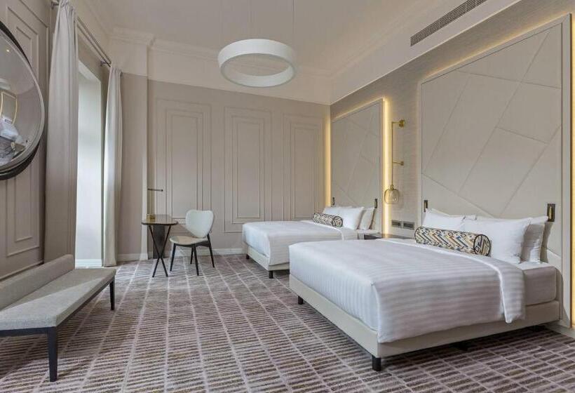 اتاق اجرایی, Tbilisi Marriott