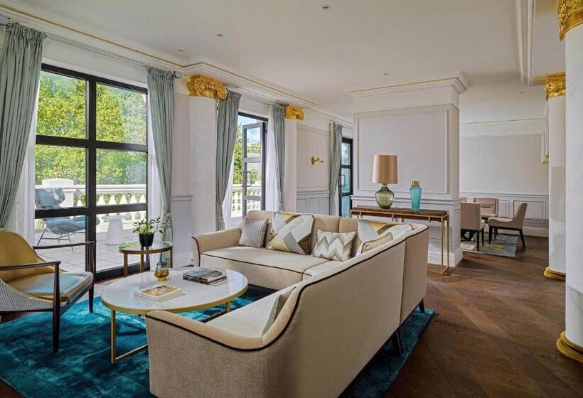 سوئیت پرزیدنت, Tbilisi Marriott