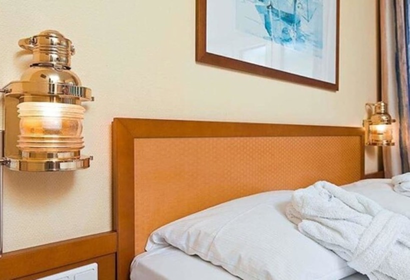 غرفة قياسية فردية, Wyndham Stralsund Hansedom