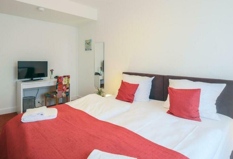 舒适型房间, Kleiner Markt