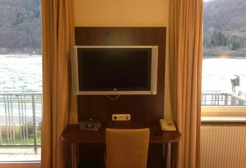اتاق استاندارد با تخت بزرگ, Rheinhotel Lamm